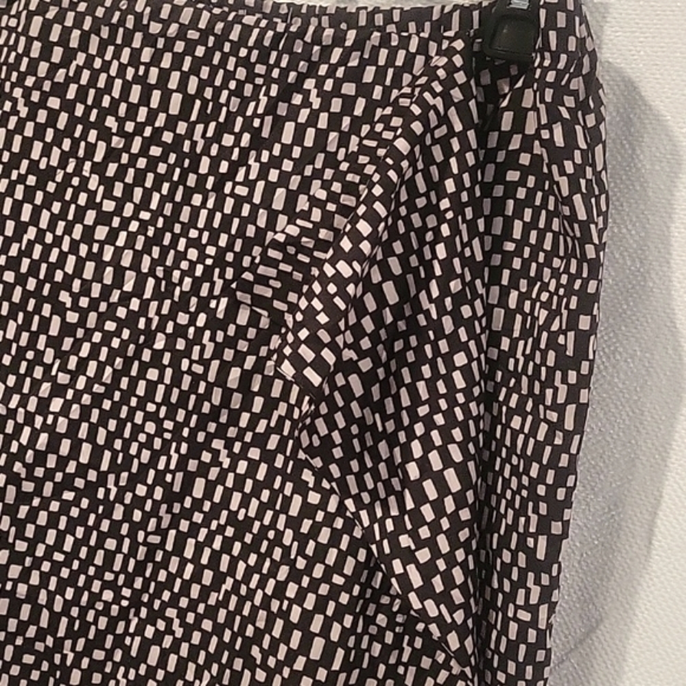 Vince Camuto Wrap skirt zip up Black & Beige size 4 - Picture 7 of 8